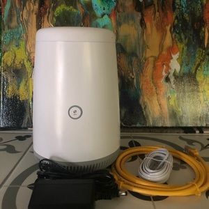 CenturyLink greenwave DLS modem C4000LG. Like New.
